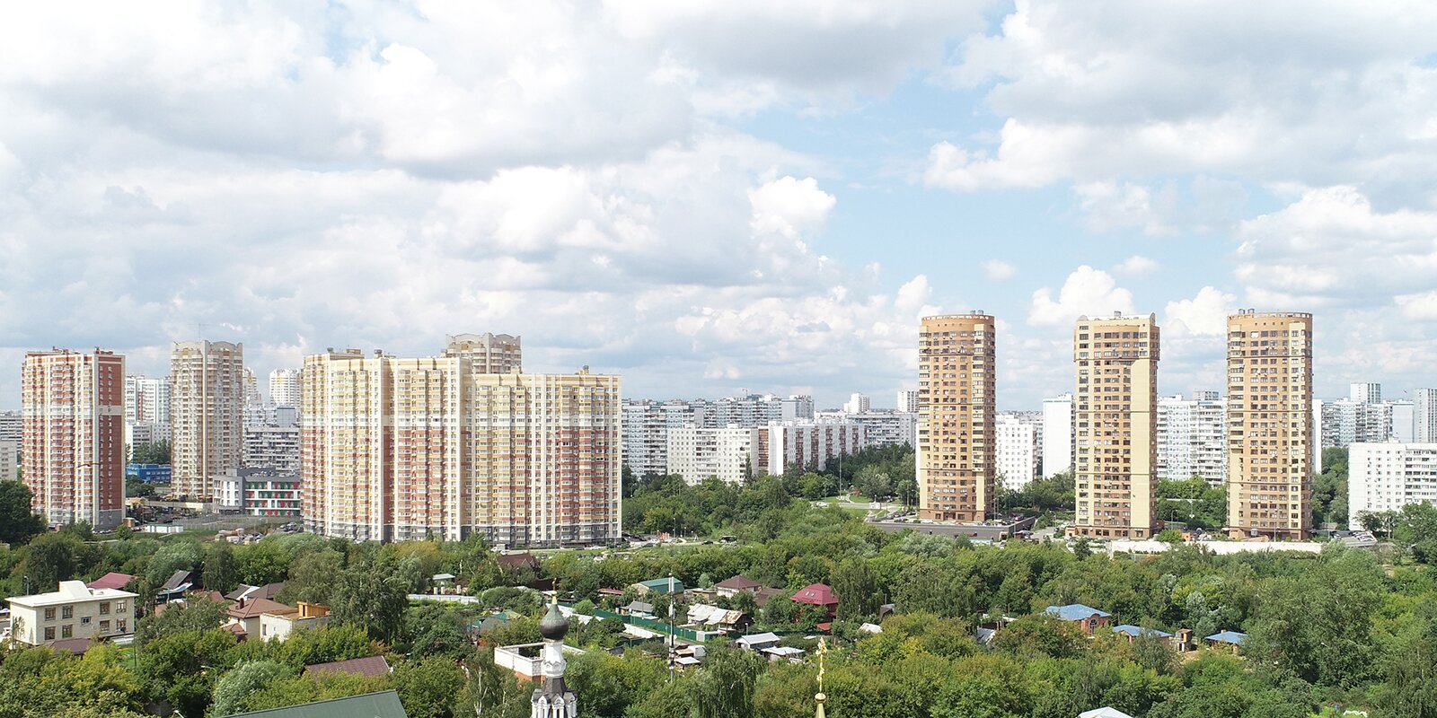 В четырех домах в Митине капитально отремонтируют крыши