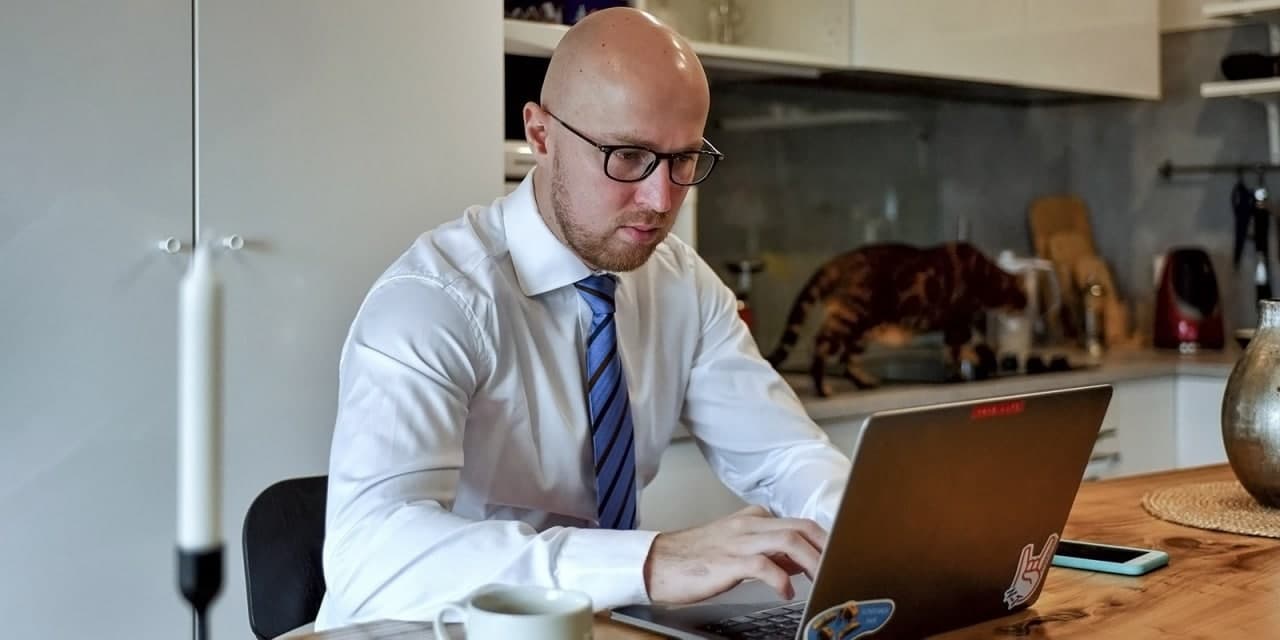 В Москве вводится дистанционный режим работы для 30% сотрудников кроме вакцинировавшихся